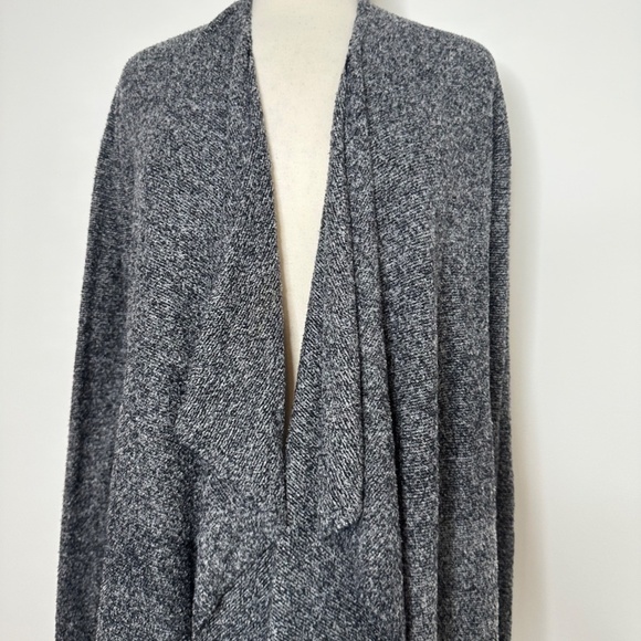 Barefoot Dreams Bamboo Chic Lite Open Waterfall Wrap Cardigan Size S/M Gray - Picture 5 of 10